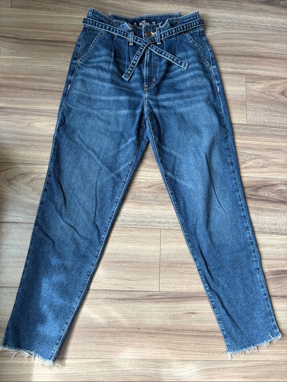 Hollister High Rise Paperbag Waist Jeans in Dark Blue